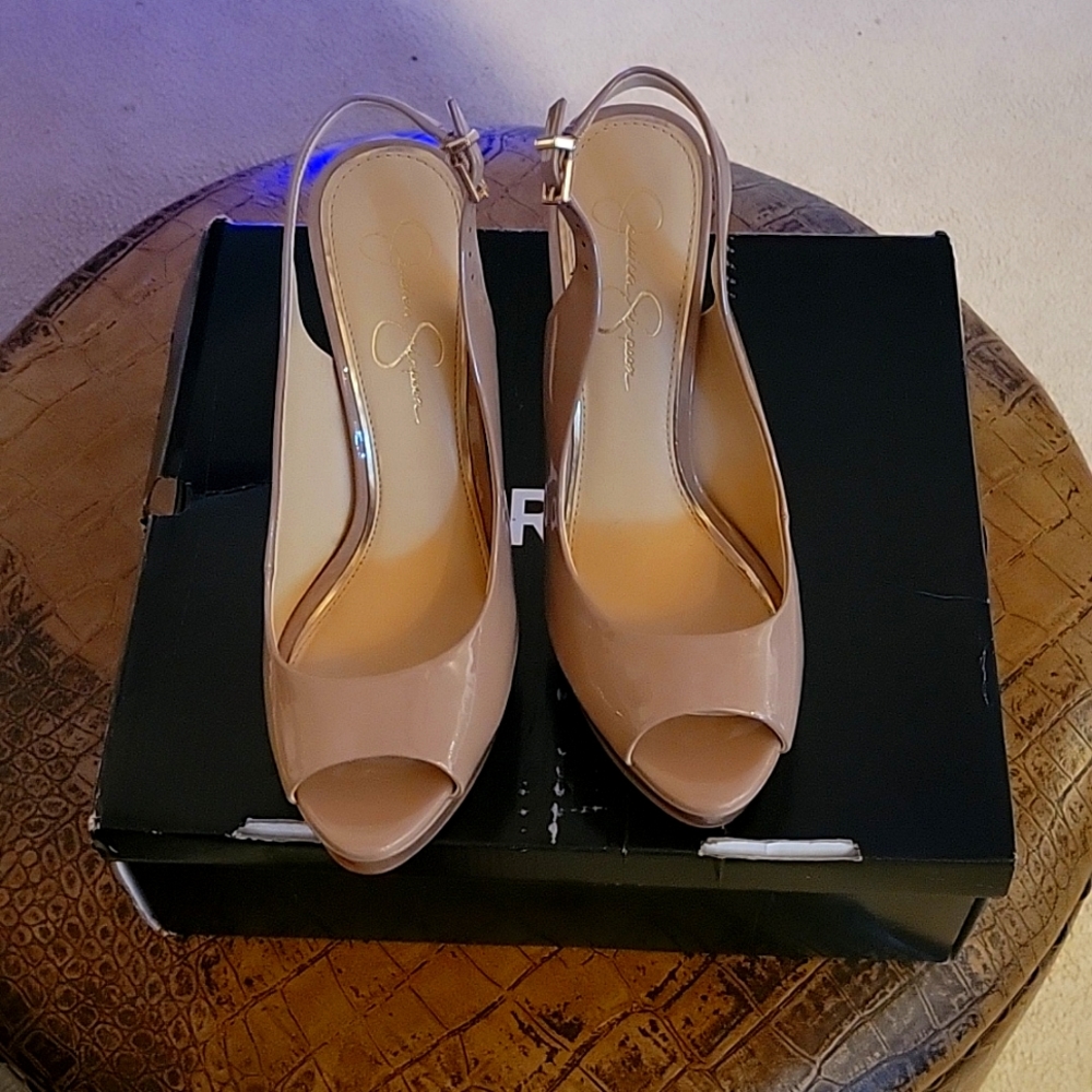 Tan Jessica Simpson Platform Peep toe. Sz10